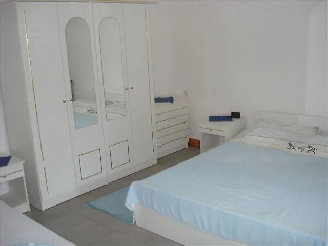 Jelena Apartament Tkon