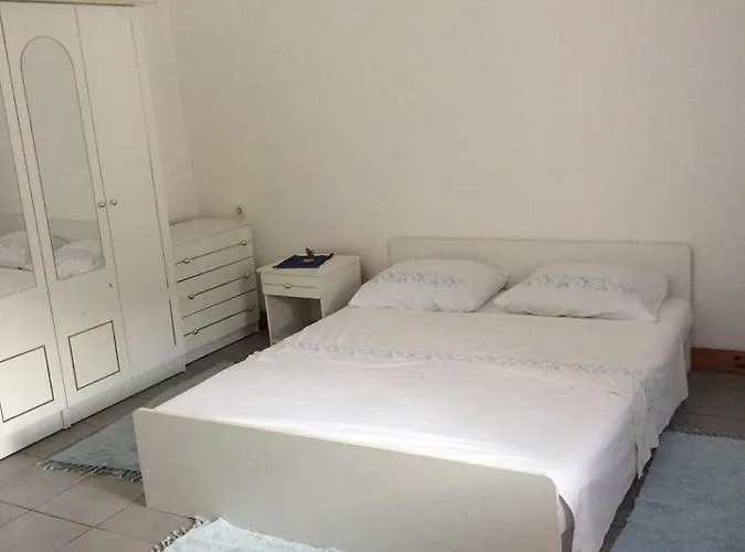 Apartament Jelena