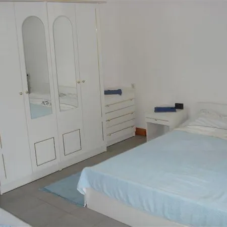Jelena Apartment Tkon